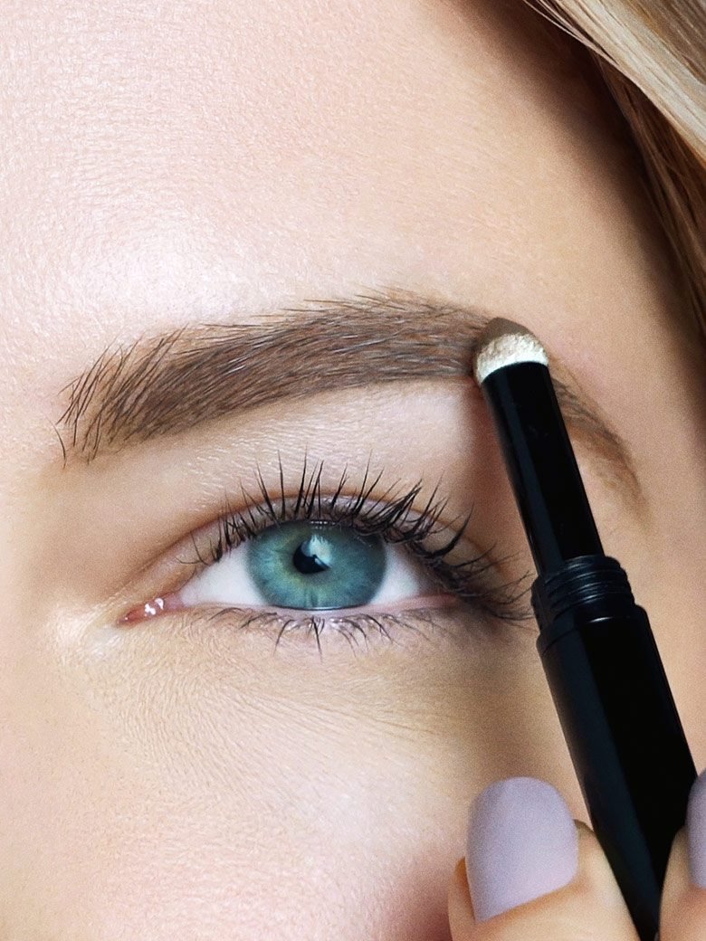 How to fill in Eyebrows with define fill duo fill step